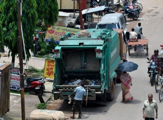 Cleaning of garbage during office hours creates havoc Cleaning of garbage during office hours creates havoc